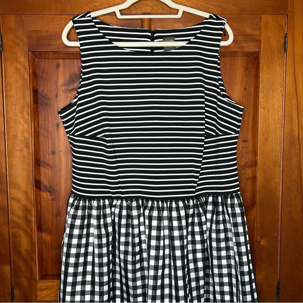 Taylor Woman Black and White Striped & Gingham Checkered Midi Dress Retro - Picture 3 of 16